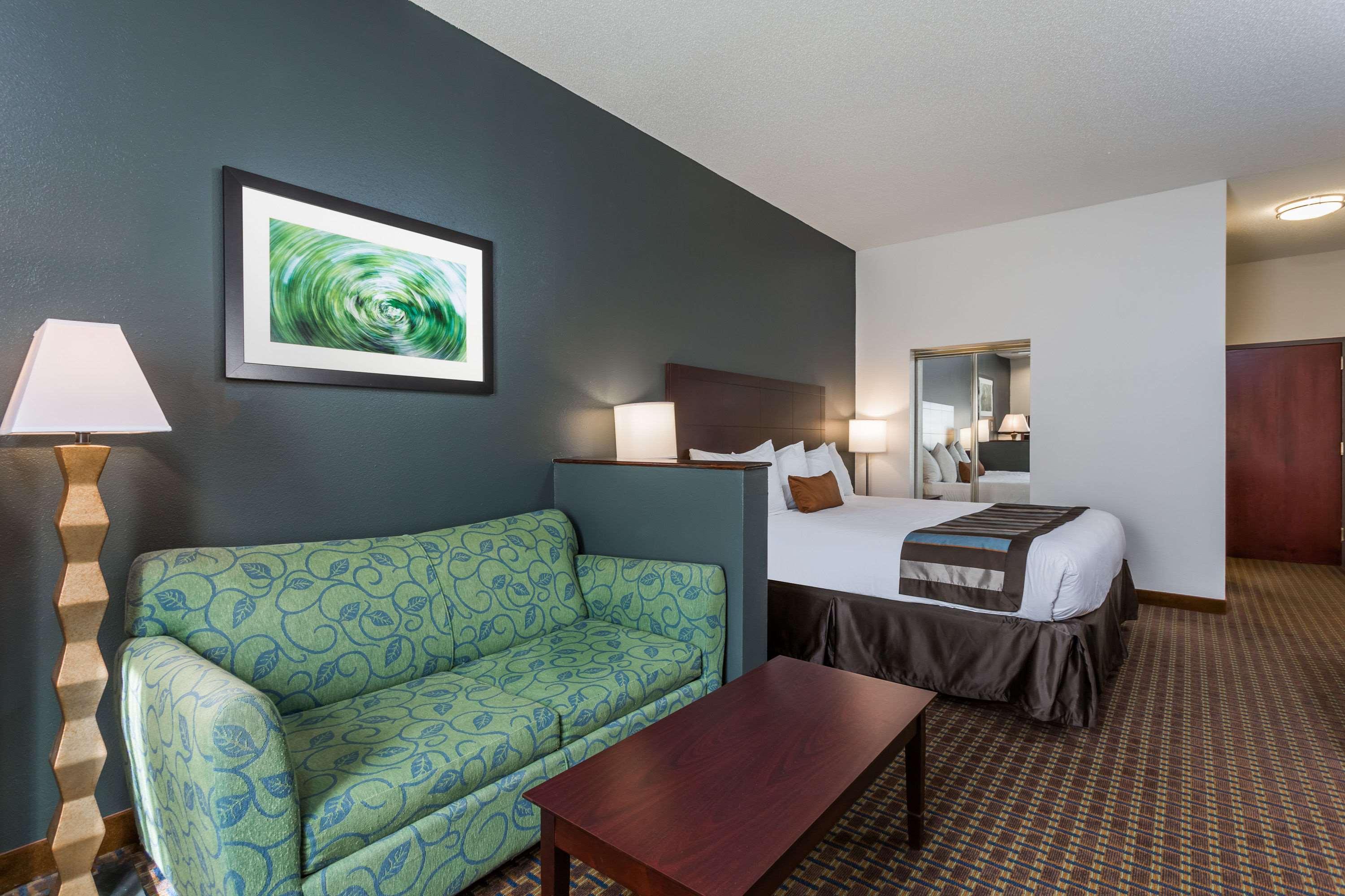 Hotel Wingate By Wyndham Highpoint Exterior foto
